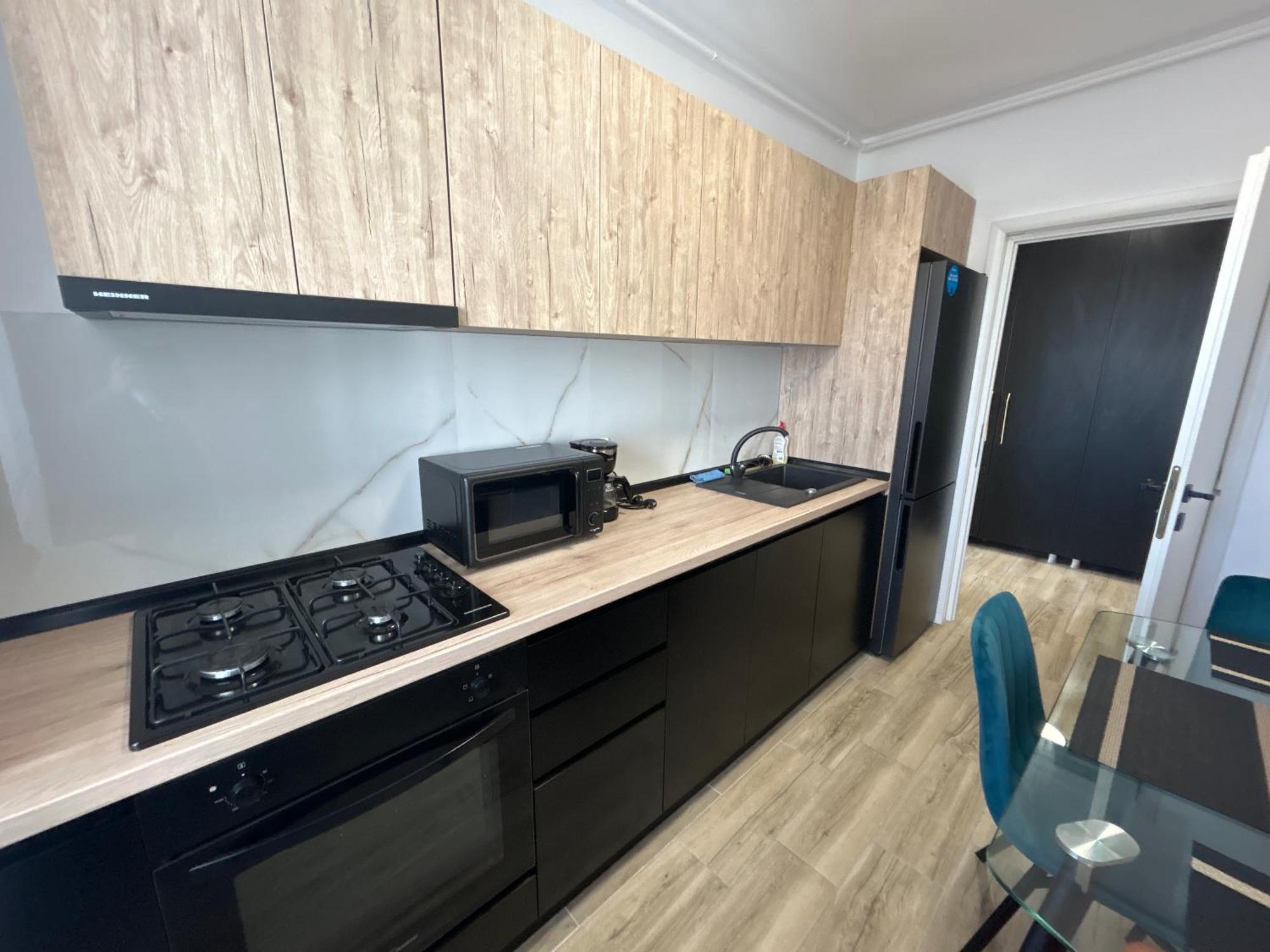 Apartment Abc - 42 Bucharest